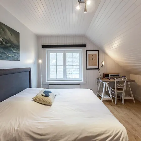 With Bubble Bath, Cleaning Included Ferienhaus